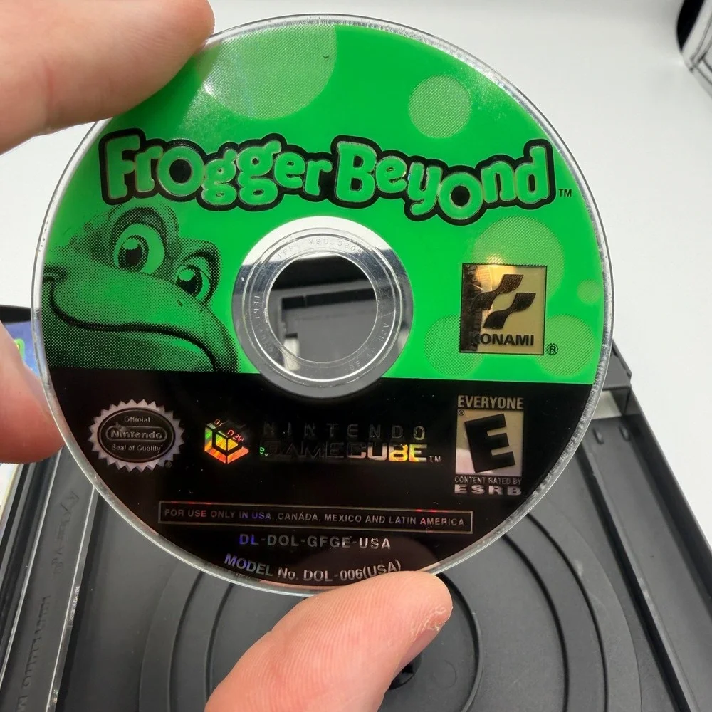 Frogger Beyond Nintendo GameCube CIB Konami 2002 Action Adventure DOL-GFGE-USA